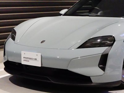 2025 Porsche TAYCAN 缩略图 71