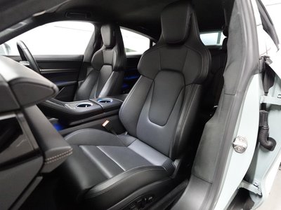 2025 Porsche TAYCAN 缩略图 15