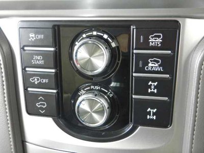 TOYOTA LAND CRUISER PRADO - 6