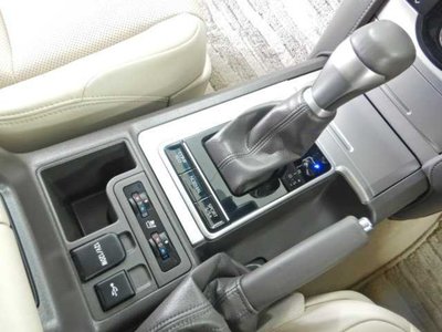 TOYOTA LAND CRUISER PRADO - 9