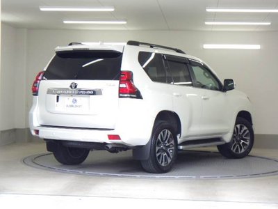 TOYOTA LAND CRUISER PRADO - 2