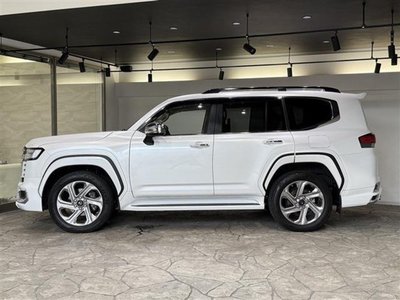 TOYOTA LAND CRUISER 300 - 4