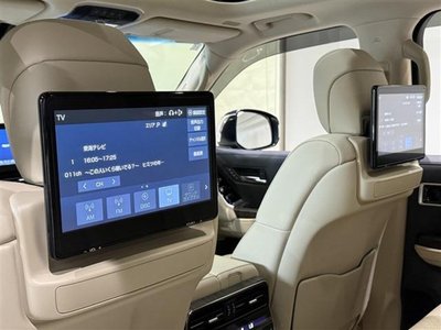 TOYOTA LAND CRUISER 300 - 2