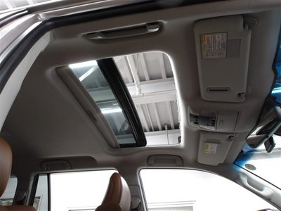 TOYOTA LAND CRUISER PRADO - 10