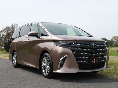 TOYOTA ALPHARD - 2