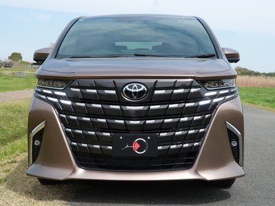 TOYOTA ALPHARD - 3