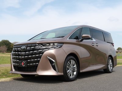 TOYOTA ALPHARD - 1