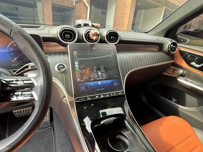 MERCEDES-BENZ GLC - 8