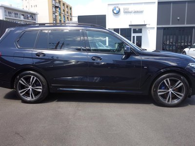 2022 BMW X7 photo 5