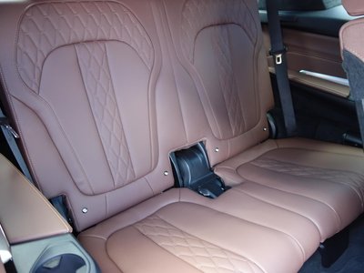 2022 BMW X7 缩略图 26