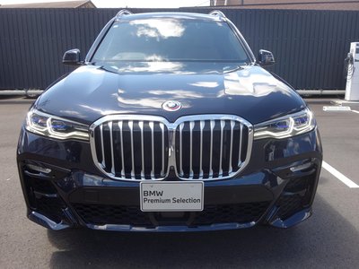 2022 BMW X7 photo 4
