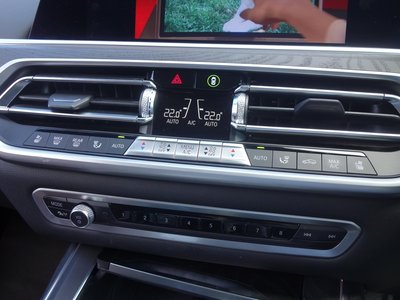 2022 BMW X7 缩略图 46