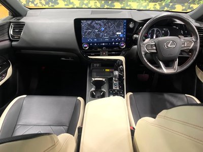 2022 Lexus NX photo 2