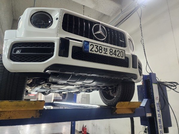 MERCEDES-BENZ G-CLASS - View 1