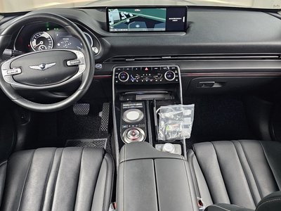 GENESIS GV80 - 5