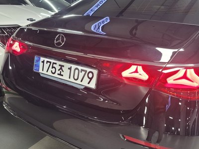 MERCEDES-BENZ E-CLASS - 7