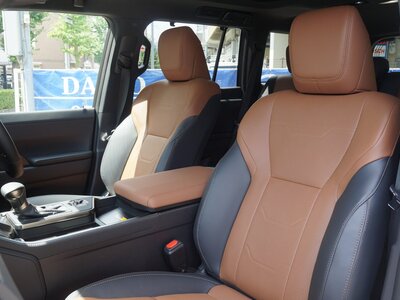 2025 Lexus GX thumbnail 45