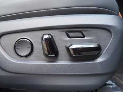 2025 Lexus GX thumbnail 54