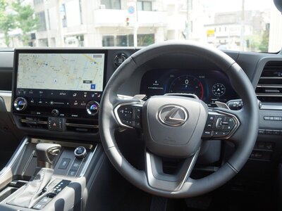 2025 Lexus GX thumbnail 57