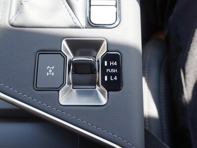 2025 Lexus GX thumbnail 72