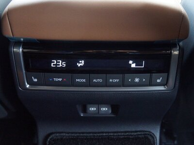 2025 Lexus GX thumbnail 80