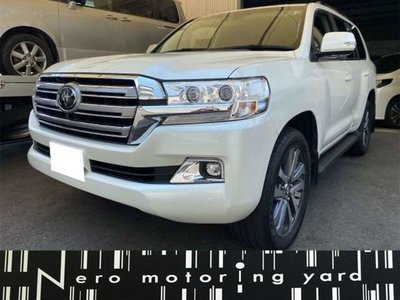 TOYOTA LAND CRUISER 200