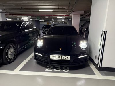 PORSCHE 911 - 1