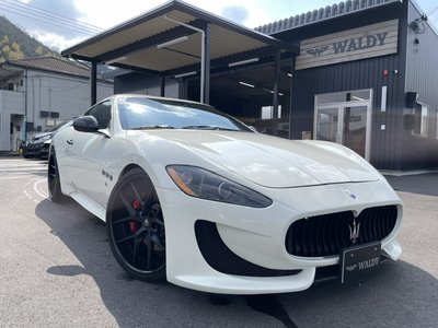 MASERATI GRANTURISMO - 1