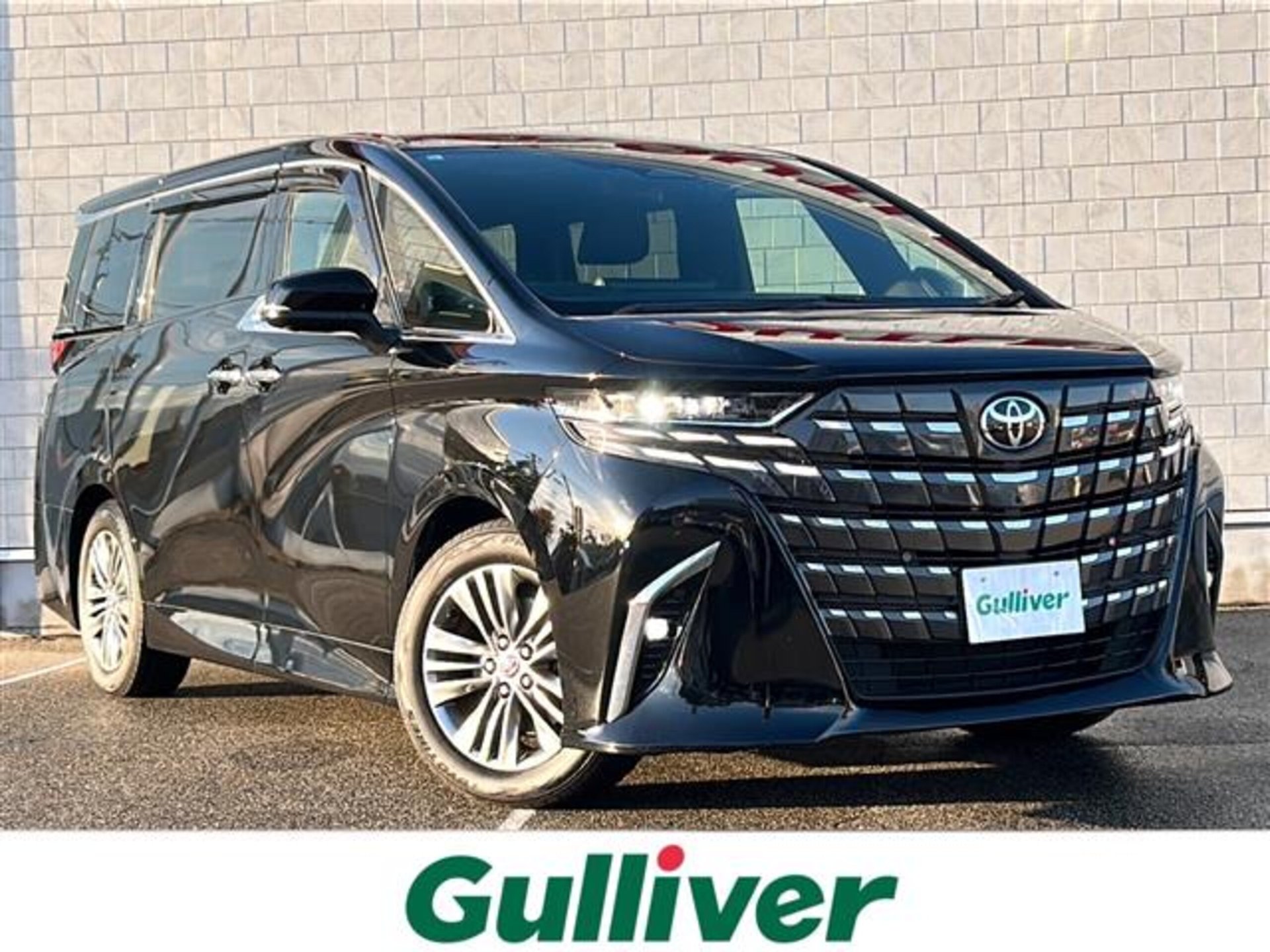 TOYOTA ALPHARD - View 1