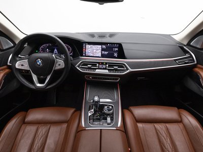 BMW X7 - 7