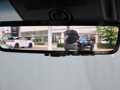 صورة مصغرة 15 لـ 2025 Lexus LM