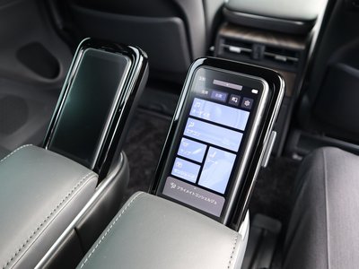 صورة مصغرة 21 لـ 2025 Lexus LM