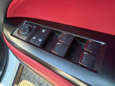 2023 Lexus NX — миниатюра 32
