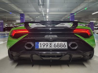 LAMBORGHINI HURACAN - 3