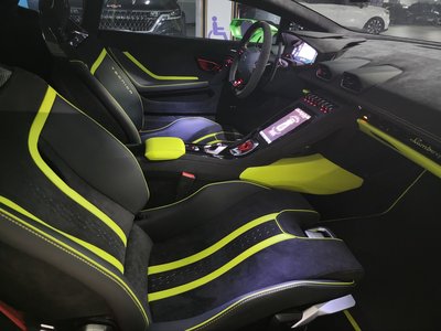 LAMBORGHINI HURACAN - 8