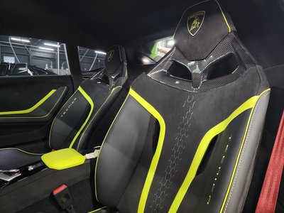 LAMBORGHINI HURACAN - 4