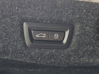 صورة مصغرة 33 لـ 2025 BMW 5 SERIES