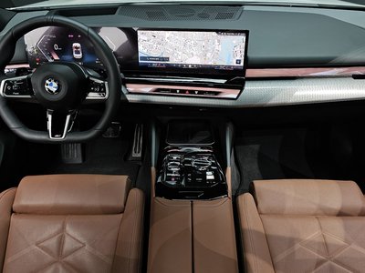 صورة 5 لـ 2025 BMW 5 SERIES