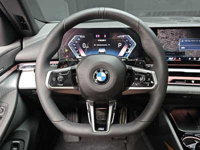 صورة مصغرة 20 لـ 2025 BMW 5 SERIES