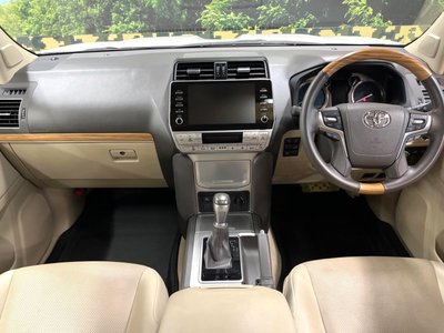 2023 Toyota LAND CRUISER PRADO 照片 2