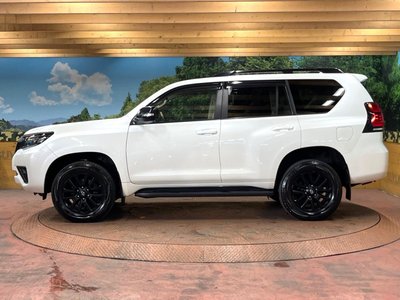صورة مصغرة 66 لـ 2023 Toyota LAND CRUISER PRADO
