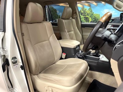 2023 Toyota LAND CRUISER PRADO 照片 8
