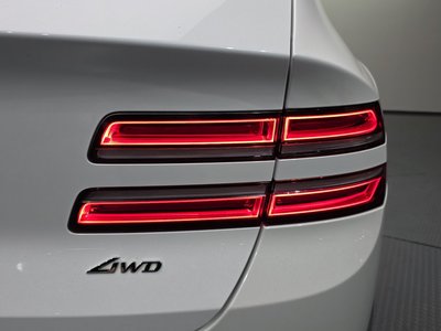 GENESIS GV80 - 10