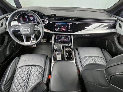 AUDI Q8 - 5