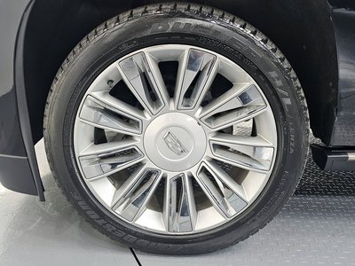 CADILLAC ESCALADE - 6