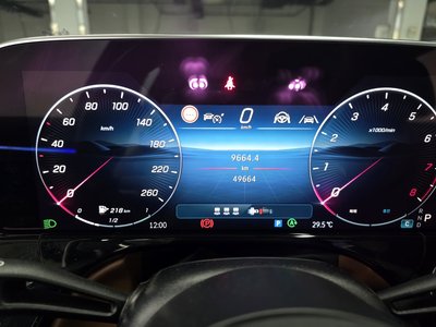 2024 Mercedes-BENZ E-CLASS photo 2