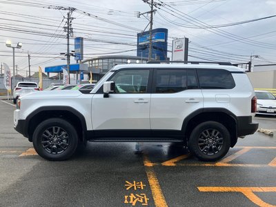 TOYOTA LAND CRUISER 250 - 9
