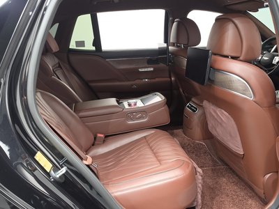 2022 Genesis G90 (RS4) — миниатюра 17