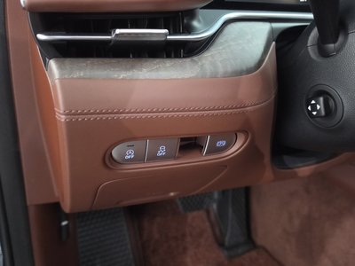 2022 Genesis G90 (RS4) — миниатюра 28