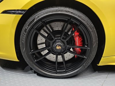 PORSCHE 911 - 6